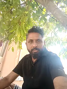 Snapshot of carria_homes chatting on 02/19/25, 08:12 carria homes online show from 02/19/25, 08:12