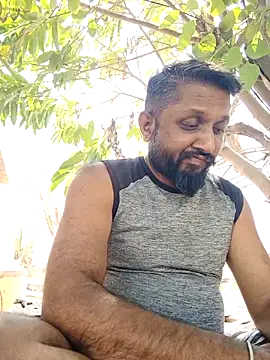 Snapshot of carria_homes chatting on 02/22/25, 08:18 carria homes online show from 02/22/25, 08:18