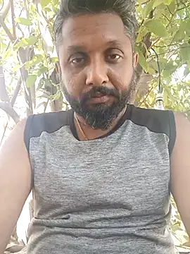 Snapshot of carria_homes chatting on 02/23/25, 03:56 carria homes online show from 02/23/25, 03:56