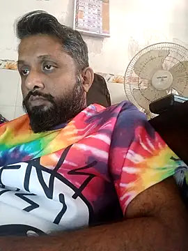 Snapshot of carria_homes chatting on 03/05/25, 08:32 carria homes online show from 03/05/25, 08:32