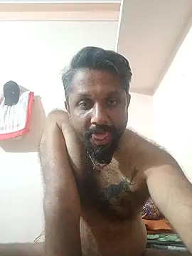 Snapshot of carria_homes chatting on 03/15/25, 06:43 carria homes online show from 03/15/25, 06:43