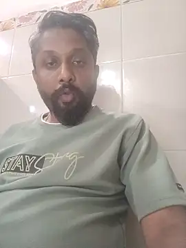 Snapshot of carria_homes chatting on 03/19/25, 09:49 carria homes online show from 03/19/25, 09:49