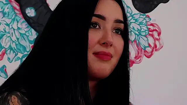 KimKhallifa online show from 01/19/25, 08:50