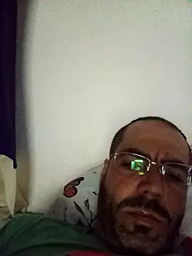 Snapshot of ddsetmm chatting on 12/28/24, 07:22 ddsetmm online show from 12/28/24, 07:22