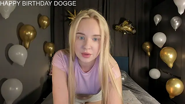 Snapshot of Olivia_livi chatting on 07/04/26, 08:48 Olivia livi online show from 07/04/26, 08:48