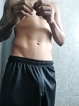 Snapshot of casalhot2533 chatting on 02/11/25, 04:02 casalhot2533 online show from 02/11/25, 04:02