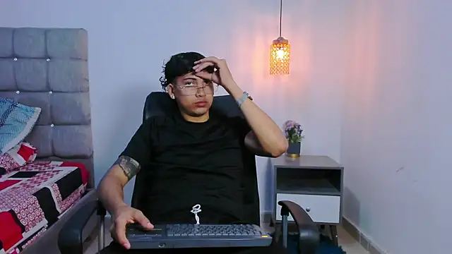 Br4ndxpimm online show from 03/19/26, 01:26