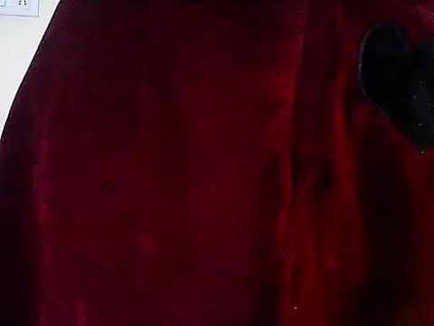 Naughty Nayra online show from 09/19/25, 12:39