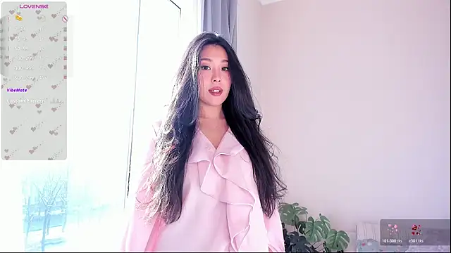 Snapshot of Max_level chatting on 12/22/25, 05:48 Max level online show from 12/22/25, 05:48