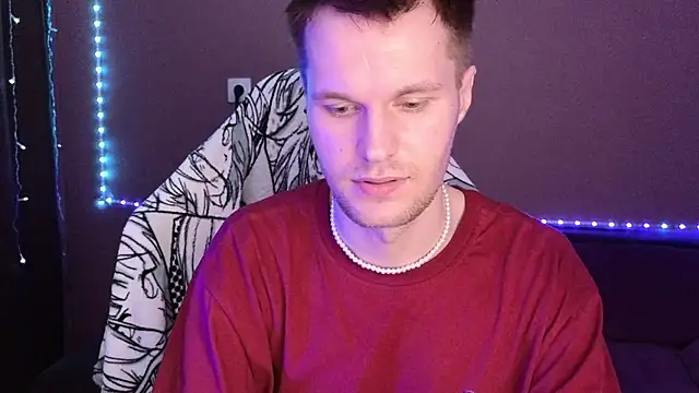 Leonnextdoor online show from 12/28/24, 03:15