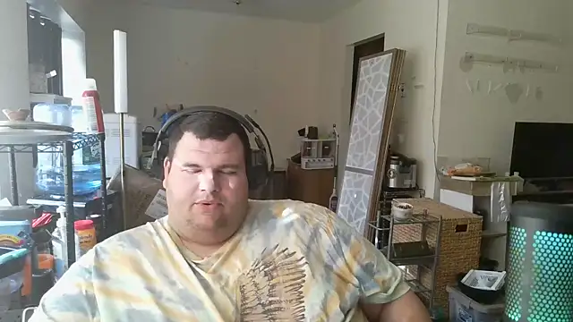 Hackensackneil online show from 12/31/24, 04:57