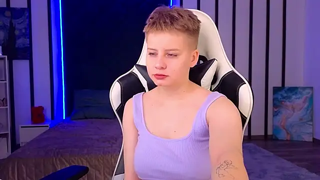 Snapshot of MissKrisWine chatting on 01/11/25, 10:08 MissKrisWine online show from 01/11/25, 10:08