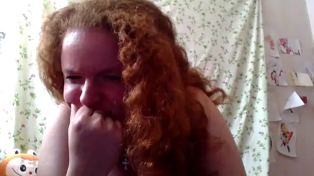 Snapshot of Rae_Jeannie chatting on 06/14/26, 07:21 Rae Jeannie online show from 06/14/26, 07:21