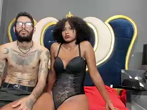 Snapshot of JenniferandBen chatting on 01/19/25, 02:36 JenniferandBen online show from 01/19/25, 02:36