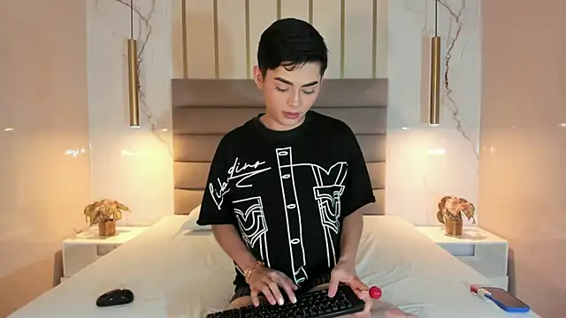 Maxi little online show from 07/14/26, 08:25