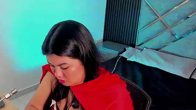 Snapshot of Geabloom chatting on 10/11/25, 11:20 Geabloom online show from 10/11/25, 11:20