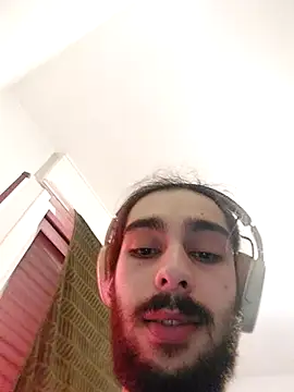 Snapshot of Levi_Latino chatting on 02/15/25, 02:26 Levi Latino online show from 02/15/25, 02:26