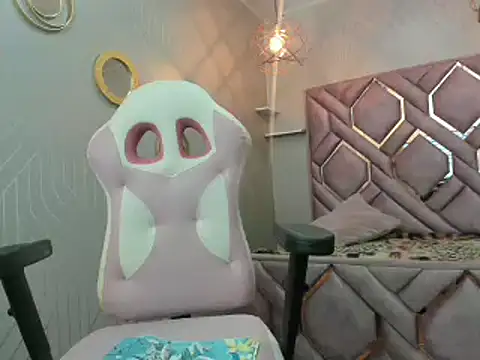 Lorena watson online show from 02/04/25, 07:07