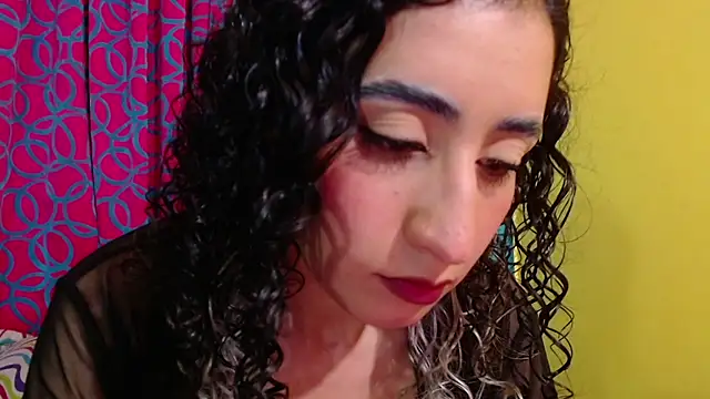 valerie mase online show from 11/19/25, 08:20