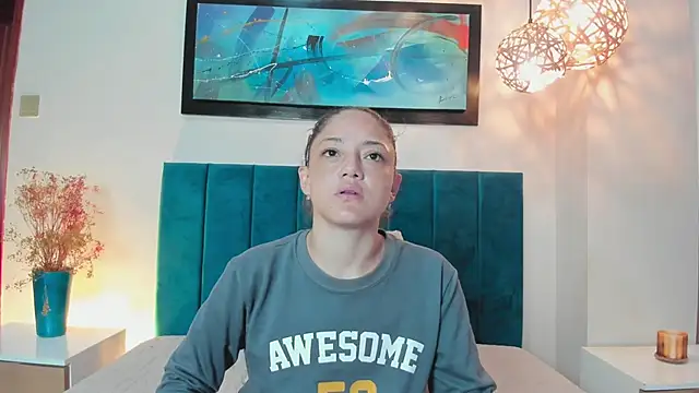 Snapshot of EloiseQuinn chatting on 11/07/25, 12:38 EloiseQuinn online show from 11/07/25, 12:38