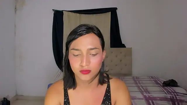 Snapshot of Miss_noah18 chatting on 01/02/25, 03:48 Miss noah18 online show from 01/02/25, 03:48