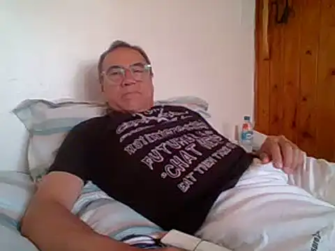 santiagon2015 online show from 02/06/25, 07:07