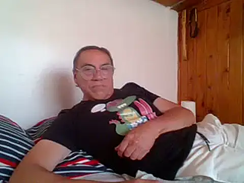 santiagon2015 online show from 02/12/25, 05:58