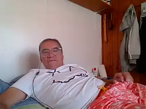 santiagon2015 online show from 03/17/25, 06:53