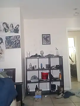 Snapshot of k1oudE chatting on 10/21/25, 07:14 k1oudE online show from 10/21/25, 07:14