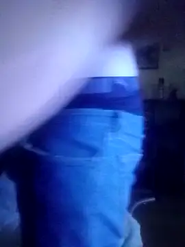 Snapshot of k1oudE chatting on 11/13/25, 12:53 k1oudE online show from 11/13/25, 12:53