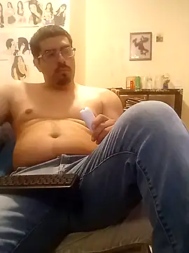 Snapshot of k1oudE chatting on 11/23/25, 09:47 k1oudE online show from 11/23/25, 09:47