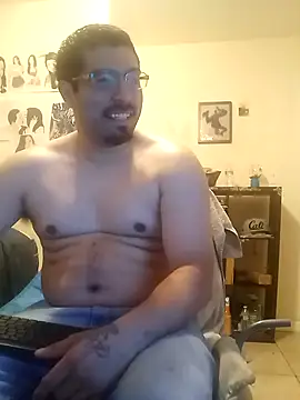 Snapshot of k1oudE chatting on 11/24/25, 11:26 k1oudE online show from 11/24/25, 11:26