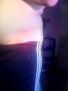 Snapshot of k1oudE chatting on 12/04/25, 09:40 k1oudE online show from 12/04/25, 09:40