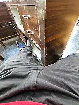 pyasevickybabu563 online show from 03/22/25, 10:39