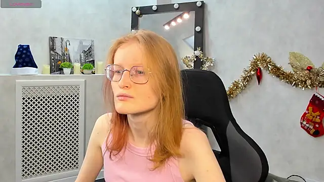 Snapshot of ElizabethHarpper chatting on 01/18/25, 08:10 ElizabethHarpper online show from 01/18/25, 08:10