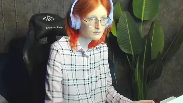 ElizabethHarpper online show from 01/19/26, 09:24