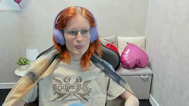 ElizabethHarpper online show from 02/20/26, 09:21