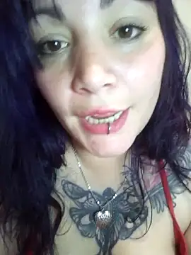 Snapshot of Miss_Amelie chatting on 02/22/25, 07:01 Miss Amelie online show from 02/22/25, 07:01