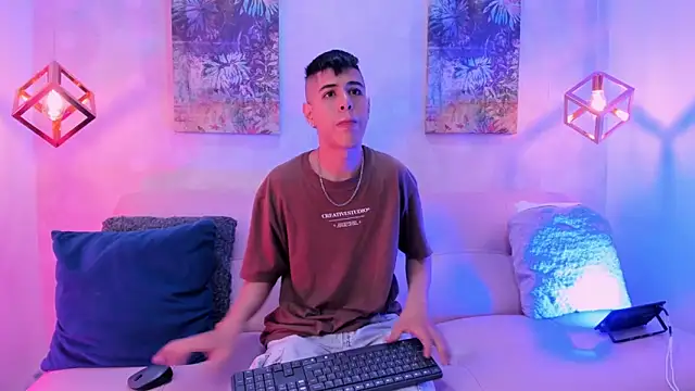 Angel Khouri online show from 02/09/25, 08:13