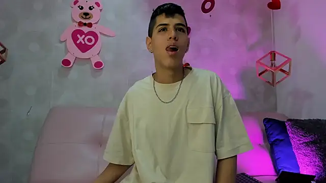 Angel Khouri online show from 02/19/25, 03:17