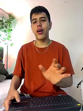 Angel Khouri online show from 09/18/25, 02:57