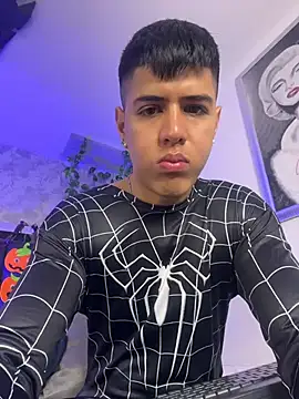 Angel Khouri online show from 10/28/25, 03:54