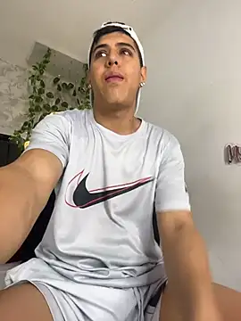 Angel Khouri online show from 01/11/26, 04:17