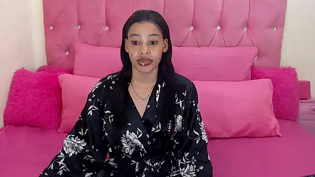 Snapshot of naughtiest_baddy chatting on 10/06/25, 09:07 naughtiest baddy online show from 10/06/25, 09:07