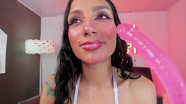 miss   evangeline online show from 03/30/26, 02:34