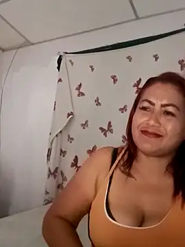 Snapshot of Abigail_BigTits chatting on 01/08/25, 06:41 Abigail BigTits online show from 01/08/25, 06:41