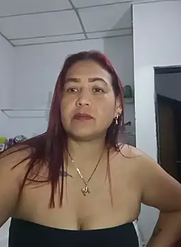 Snapshot of Abigail_BigTits chatting on 10/04/25, 03:37 Abigail BigTits online show from 10/04/25, 03:37