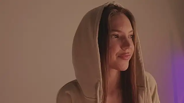 Snapshot of alittlestarrr chatting on 01/02/25, 07:29 alittlestarrr online show from 01/02/25, 07:29