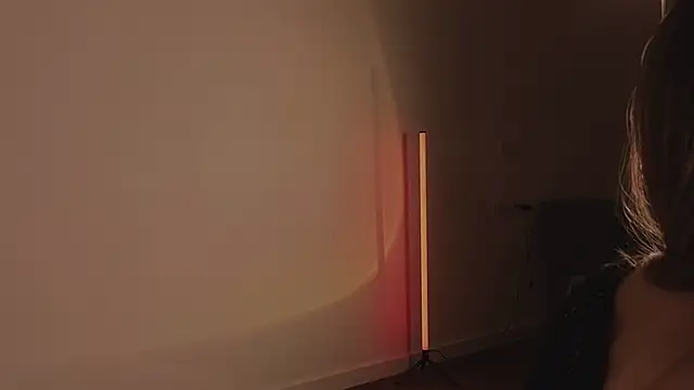 Snapshot of alittlestarrr chatting on 01/03/25, 01:38 alittlestarrr online show from 01/03/25, 01:38