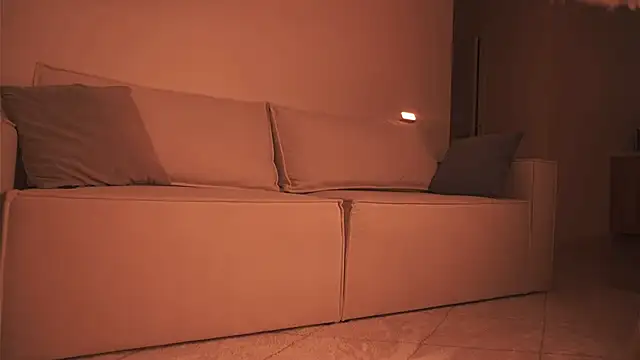 Snapshot of alittlestarrr chatting on 01/21/25, 07:50 alittlestarrr online show from 01/21/25, 07:50